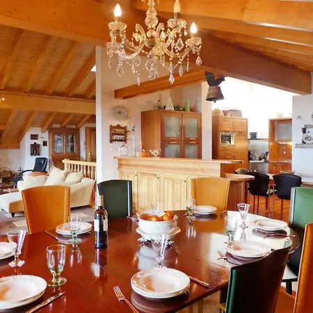 Villars-sur-ollon Sleeps 10 Wifi Apartmán